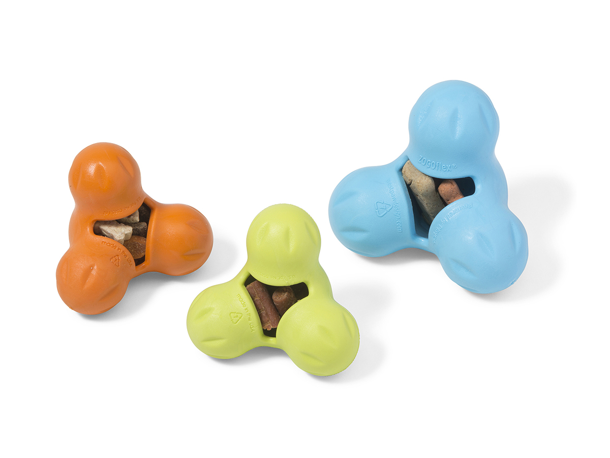 TUX_GROUP_LR_SM_-WITH-TREATS_5